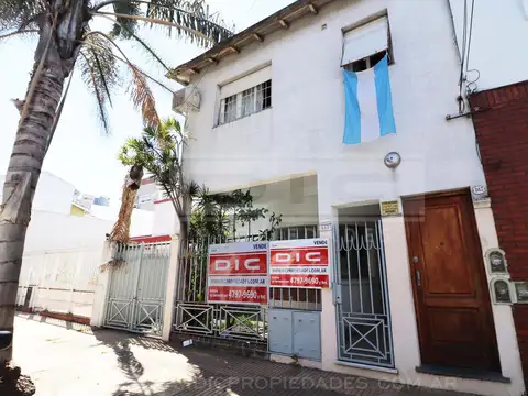 Quintana al 800, entre Melo y Guemes