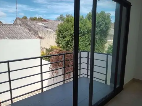 Departamento en Alquiler en Quilmes Oeste, $ 580.000