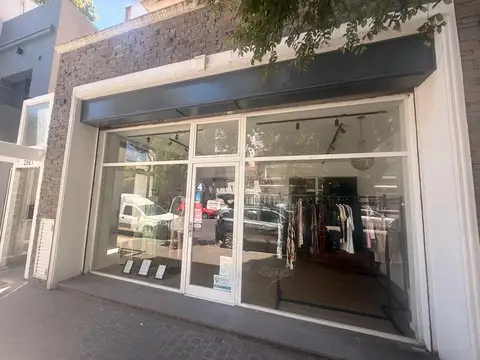 Local en alquiler 24 meses en Falucho 2900