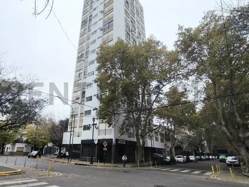 56 esquina 3 400, Piso 7