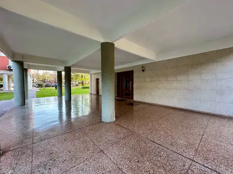 Departamento en Venta en Barrio Parque, USD 125.000