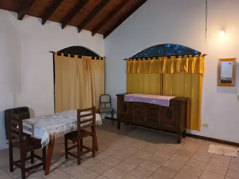 Casa + 2 locales comerciales en venta en Rincon del Este