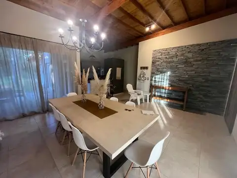 Casa en Venta en Pinamar, USD 320.000