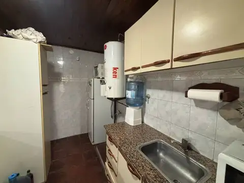 VENTA CASA TIPO MULTIFAMILIAR MASCHWITZ COCHERA