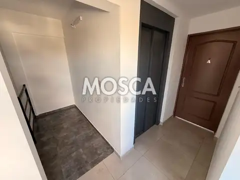 Departamento en Alquiler con 1 cochera