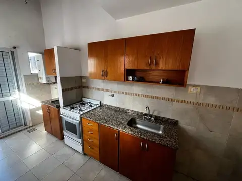 Depto Tipo Casa en Venta con 1 cocheras
