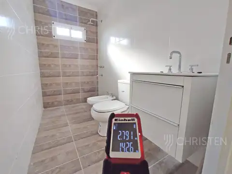 Venta Casa 2 habitaciones y pileta Pueblo Candioti