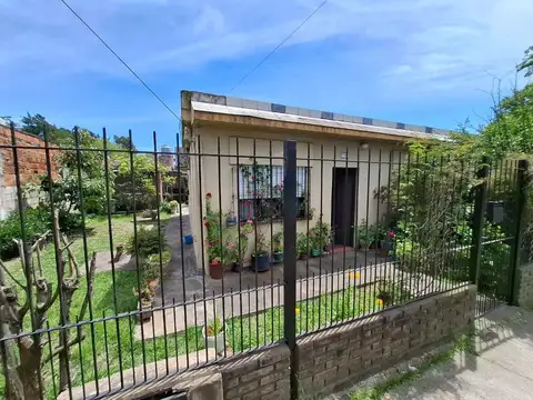 Depto Tipo Casa 3 ambientes con 1 baño