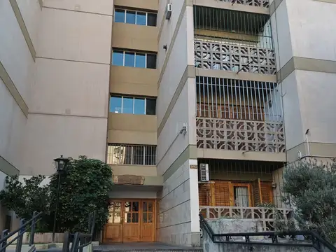 Avenida Bartolomé Mitre 2200