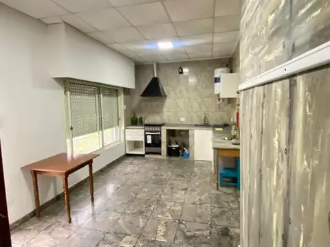 Depto Tipo Casa 2 ambientes con 1 baño