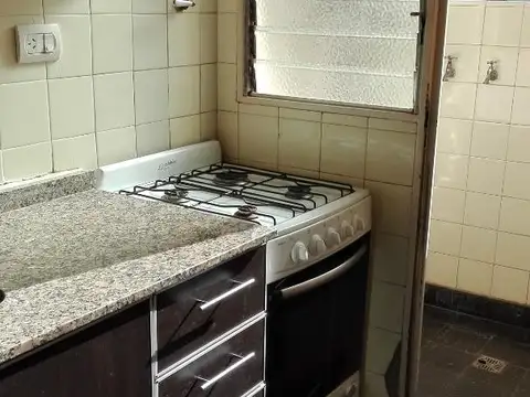 2 AMB CFRTE BCON MUY LUMIN A MTS PQUE RIVADAVIA