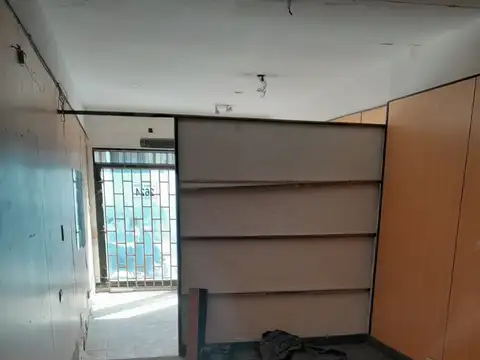 Alquiler Flores Local Con Deposito