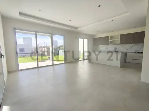 CASA EN VENTA B° RINCÓN DE DRUMMOND - LUJÁN DE CUYO