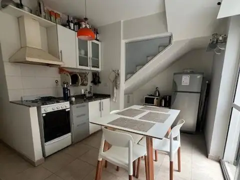 Depto Tipo Casa en Venta 15 años