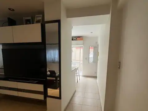 Depto Tipo Casa 3 ambientes con 2 baños