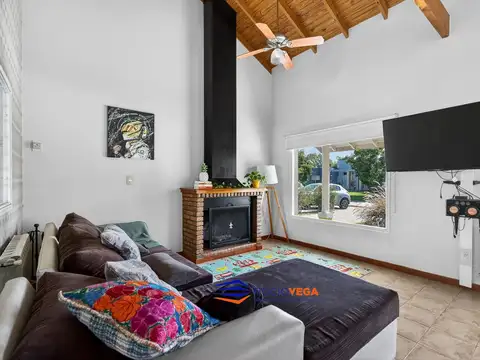 Casa 6 ambientes con 3 baños