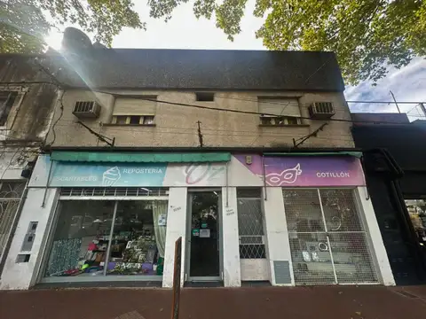 VENTA LOCAL SOBRE RONDEAU + CASA PA 2 DORMITORIOS.