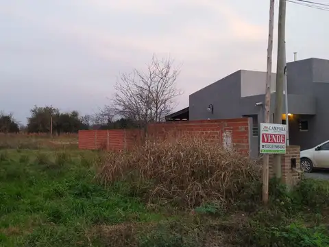 Terreno en Venta en Mercedes, USD 23.000