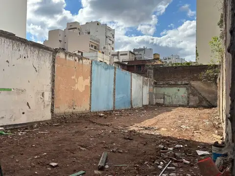 Alquiler: Terreno doble frente Demolido Caballito