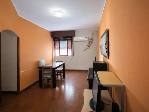 VENTA LUMINOSO DPTO 3 AMB - CABALLITO -OPORTUNIDAD
