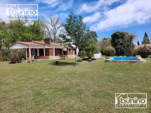 Casa en Alquiler Temporal con 1 cochera