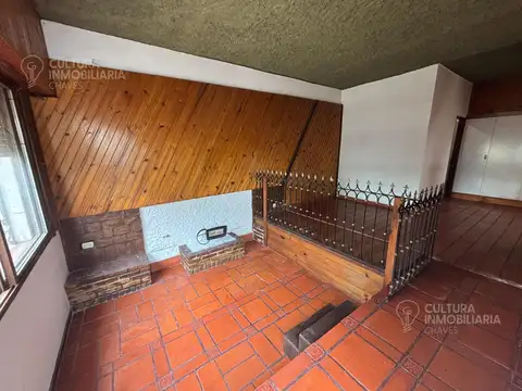 Depto Tipo Casa en Alquiler con 1 cochera