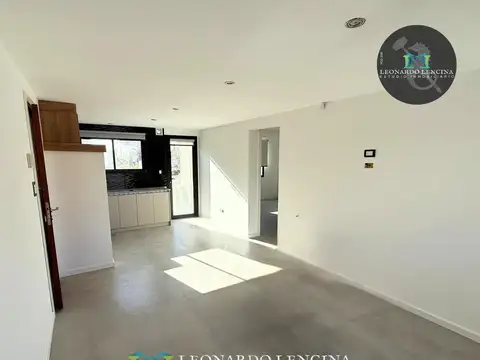 Depto Tipo Casa en Venta de Monoambiente
