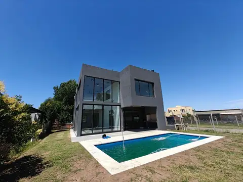 Casa en Venta de 4 dormitorios