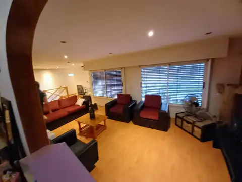 Casa de 10 ambientes Única, Apta Crédito Hipotecario