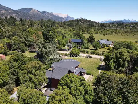 Casa Chalet  en Venta en Pájaro Azul, Bariloche, Patagonia