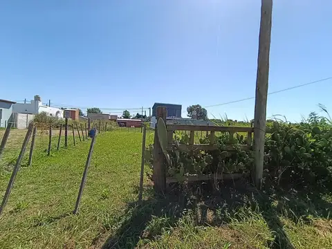 Terreno en Venta 20  mts Fondo