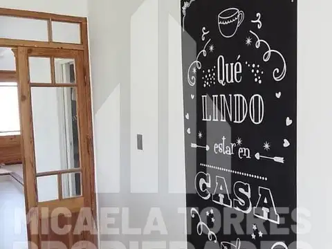 Casa en Venta con 5 cocheras