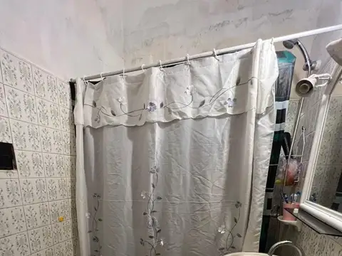 Depto Tipo Casa 4 ambientes con 1 baño