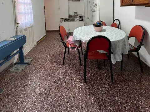 Depto Tipo Casa en Venta de 4 ambientes