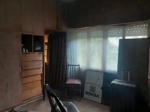 CASA EN LA MEJOR ZONA RESIDENCIAL DE WILDE, GRAN OFERTA.