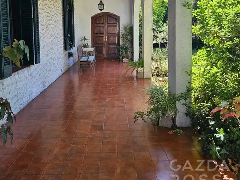 Casa en Venta en Adrogue, USD 290.000