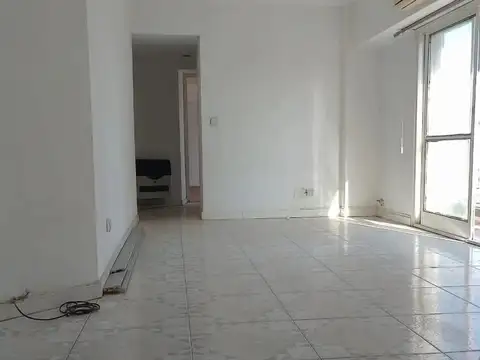 Departamento en venta - 2 Dormitorios 1 Baño - Paternal