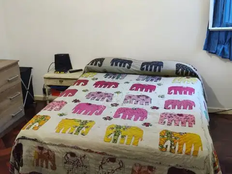 Avenida Juan Bautista Alberdi 800, Piso 1