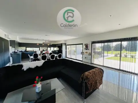 Casa en Venta en Comarcas de Luján, USD 300.000