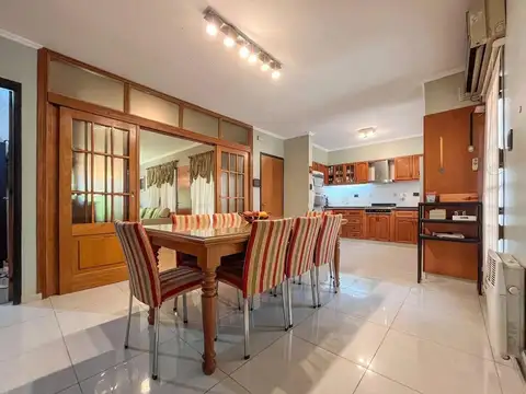 VENTA | PERMUTA - Casa de 3 dormitorios - Alvear, Rosario - APTA CRÉDITO.