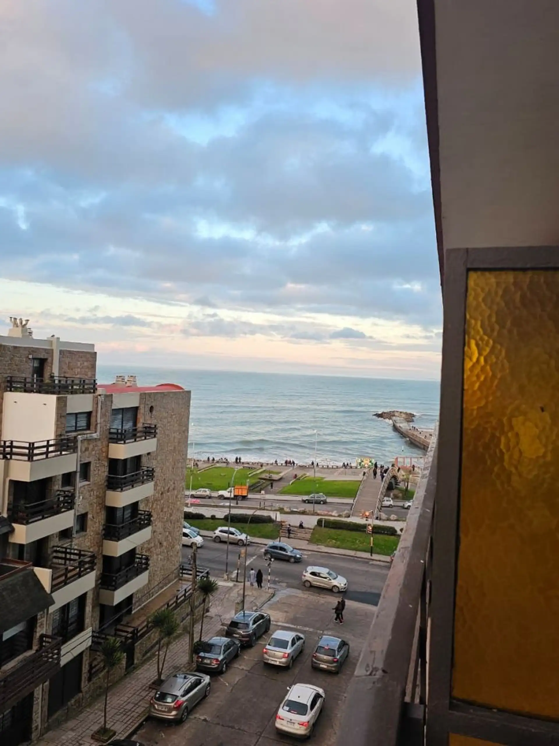 2 AMBIENTES CON VISTA AL MAR EN PUNTA IGLESIA