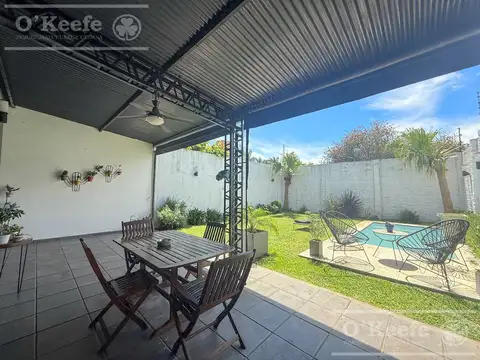 CASA EN ALQUILER DE 4 AMBIENTES EN BERNAL (AMOBLADA)