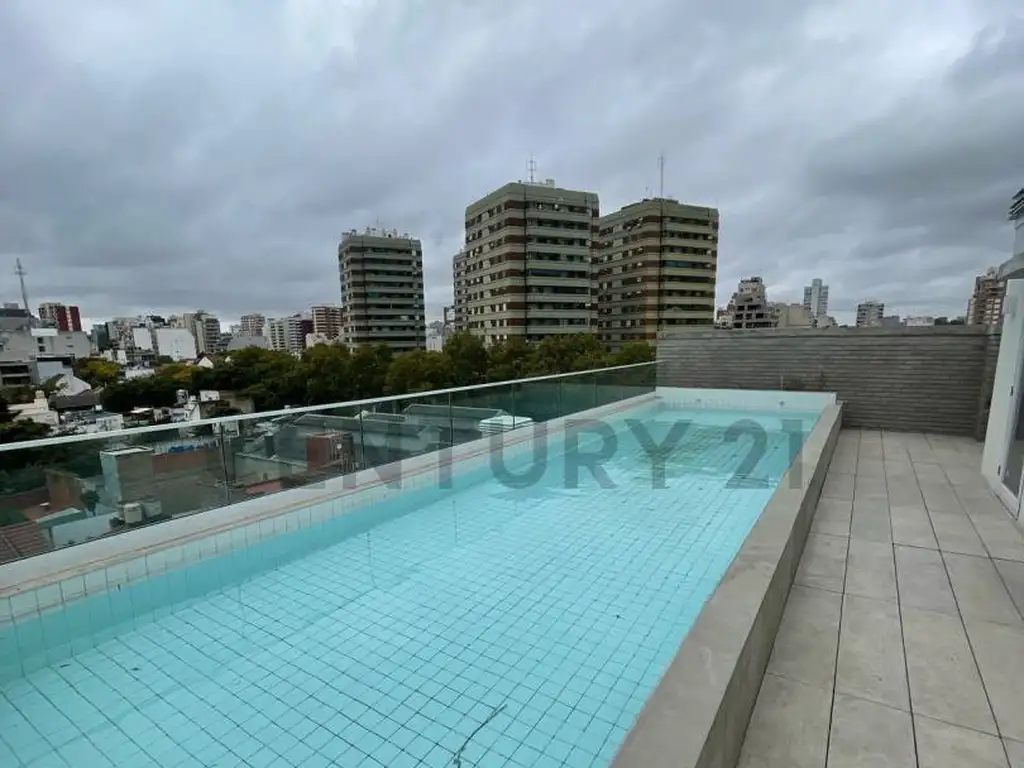 Ceretti 2600, Piso 2