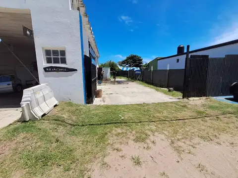 Oportunidad Única: Galpón + Depto 2 Amb c/Cochera