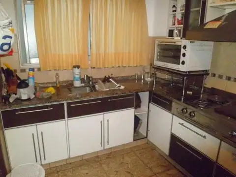 Departamento 4 ambientes con 2 baños