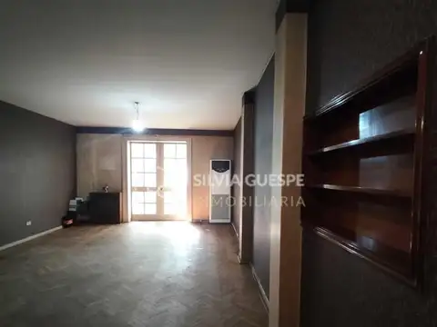 Departamento en Venta al Noreste