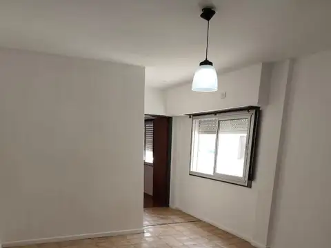 alquiler departamento de 2 amb  Maderos