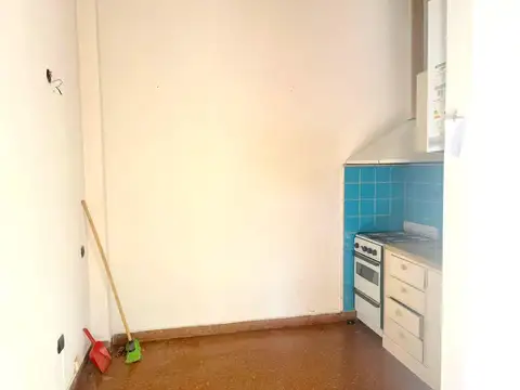 Depto Tipo Casa en Alquiler 40 años