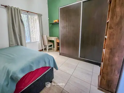 Casa 5 ambientes con 1 baño