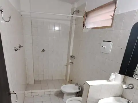 Larraya 2200, Piso PB